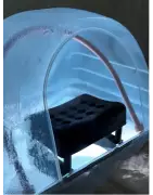 Table de soin et spa pour les soins de la tête